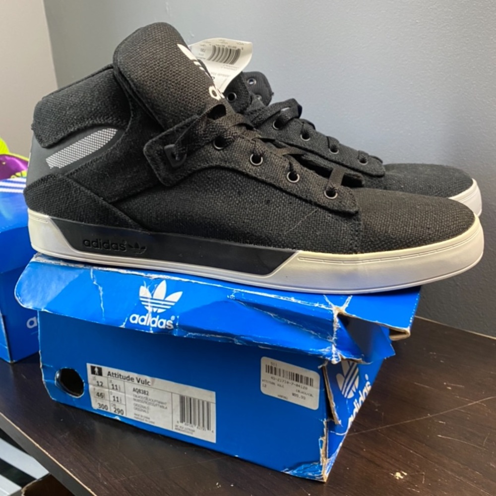 Men’s Adidas shoes